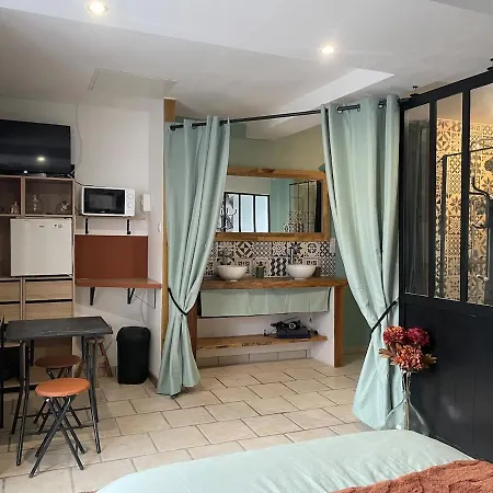 Le Cosy 8km Du Futuroscope Appartement